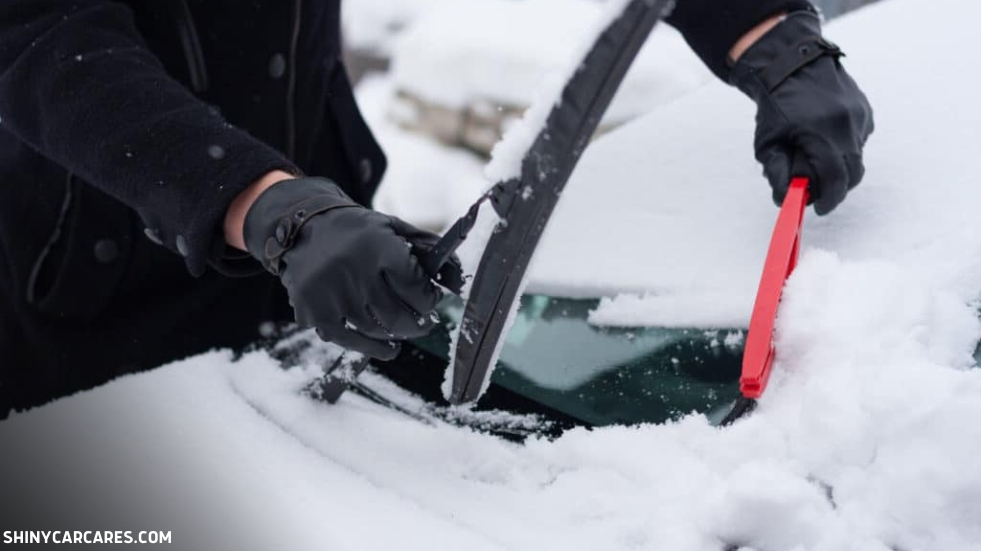 how to protect your car from snow
